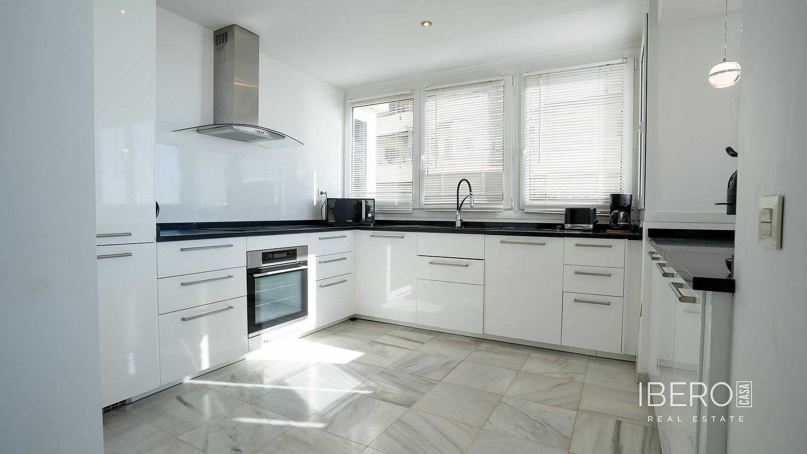 Pis 4+kk – Marbella, Barrio Alto - Vista 4