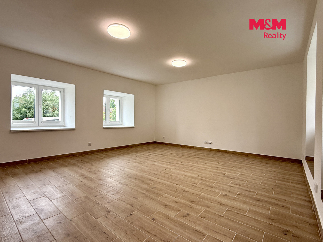 Pronájem bytu 2+1 78 m² — photo 2