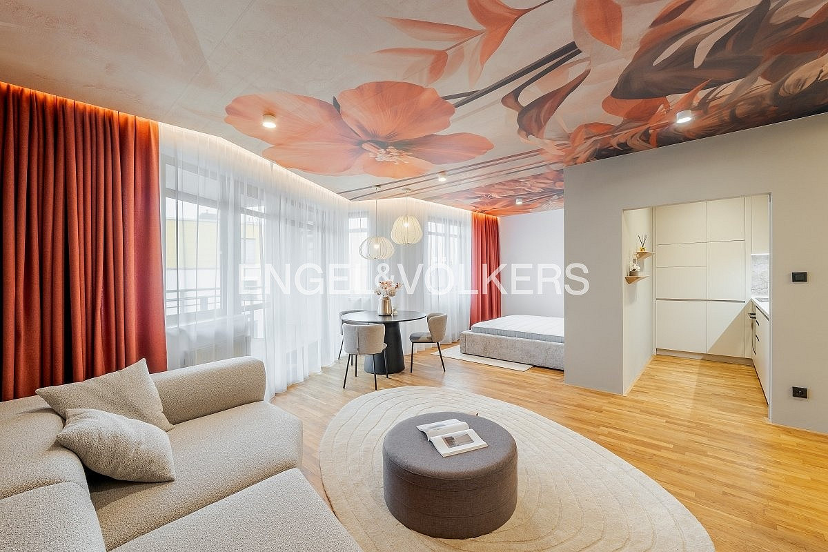 Pronájem bytu 1+kk 52 m²