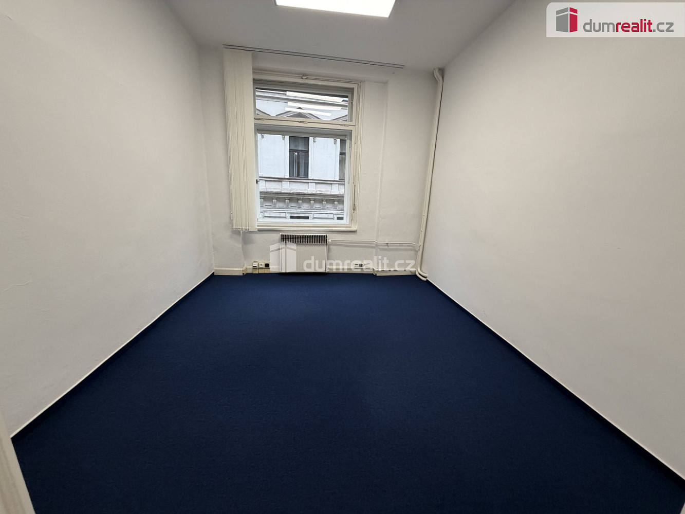 Pronájem kanceláře 143 m² — photo 4