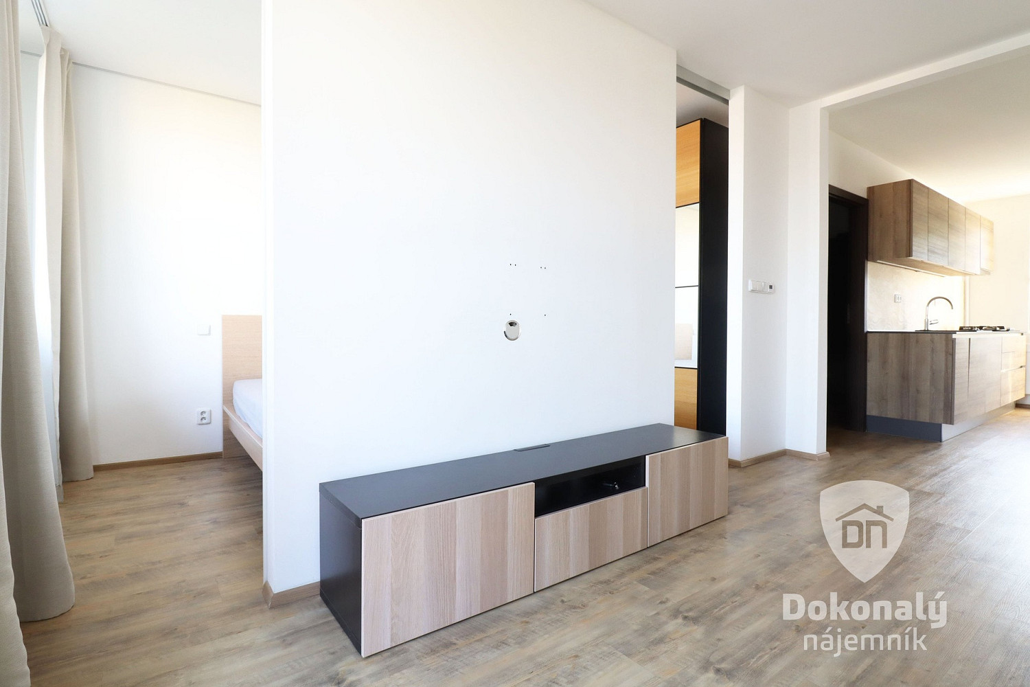 Pronájem bytu 2+kk 47 m² – fotografie 2