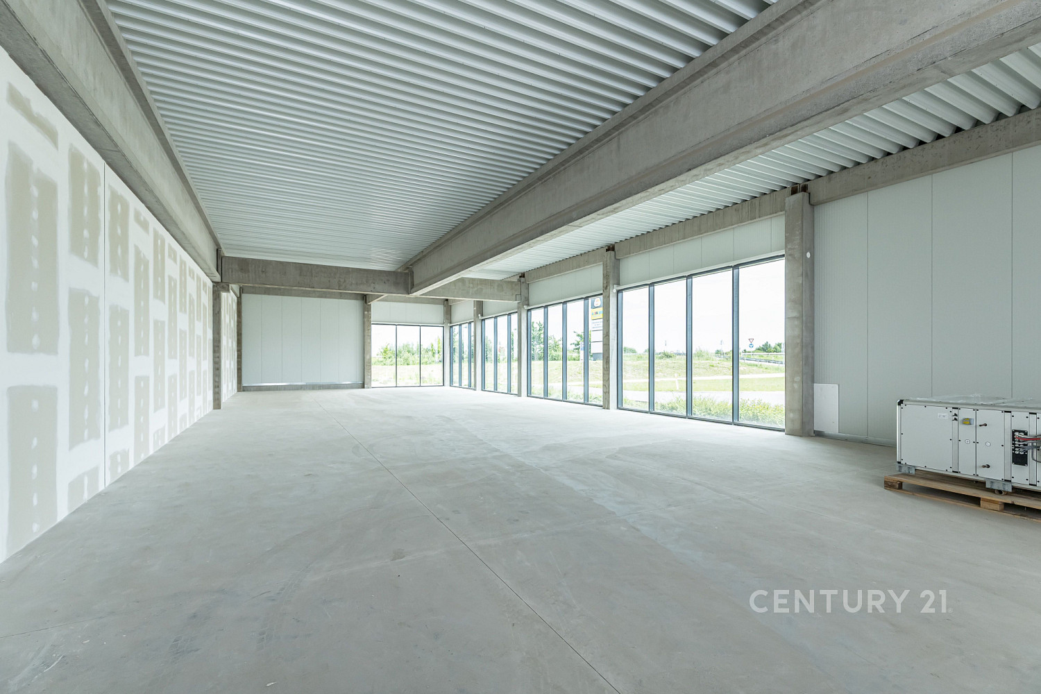 Pronájem obchodních prostor 410 m² – fotografie 4