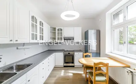 Pronájem domu 140 m² s pozemkem 218 m², Na čihadle, Praha 6 - Dejvice