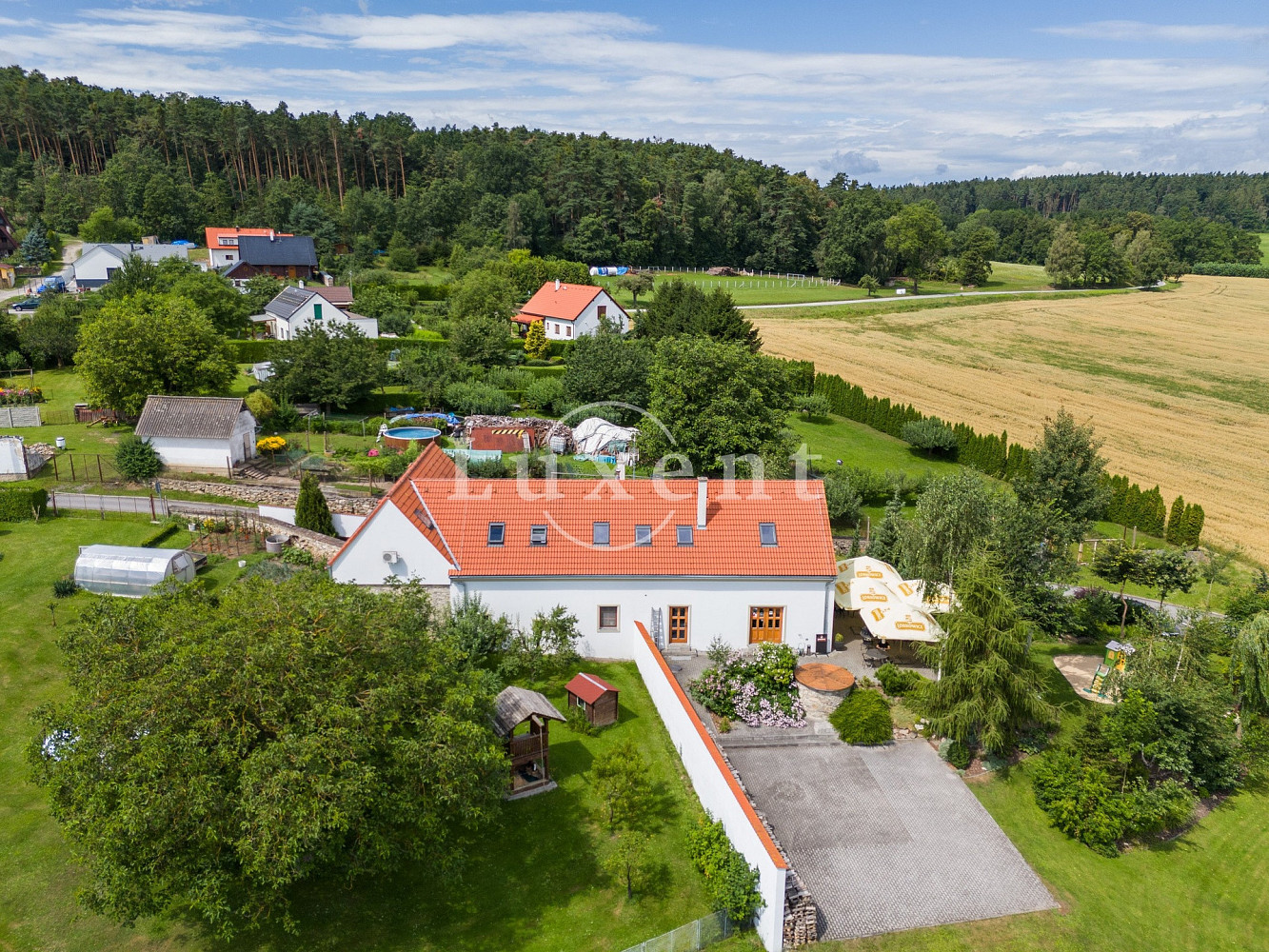 Prodej ubytovacího objektu 580 m² — photo 2