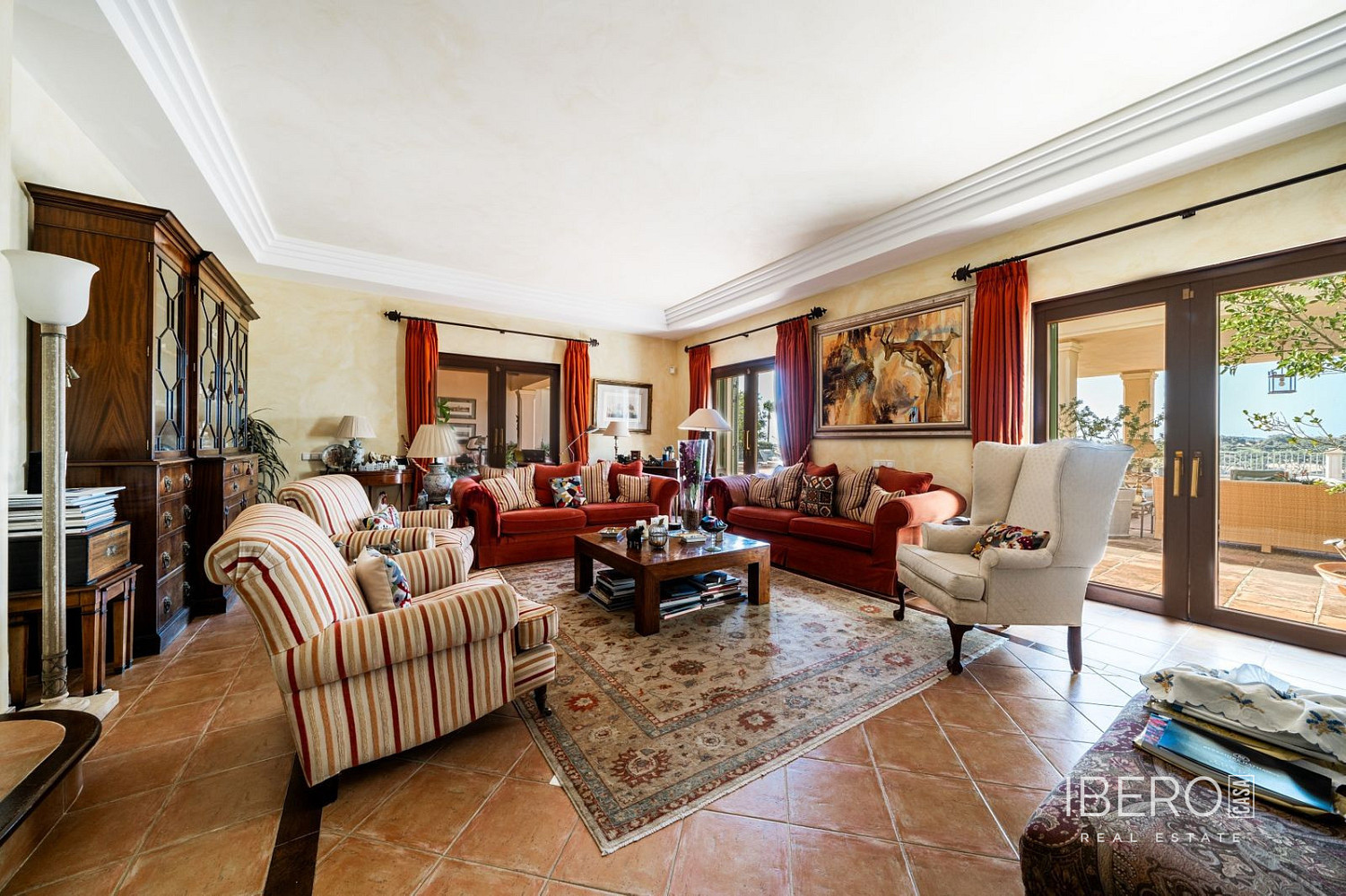 Prodej domu 1 084 m² s pozemkem 3 557 m² — photo 3