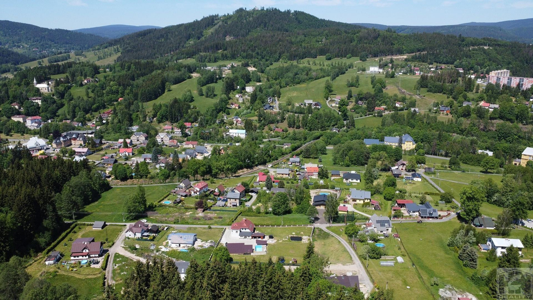 Prodej stavebního pozemku 826 m²
