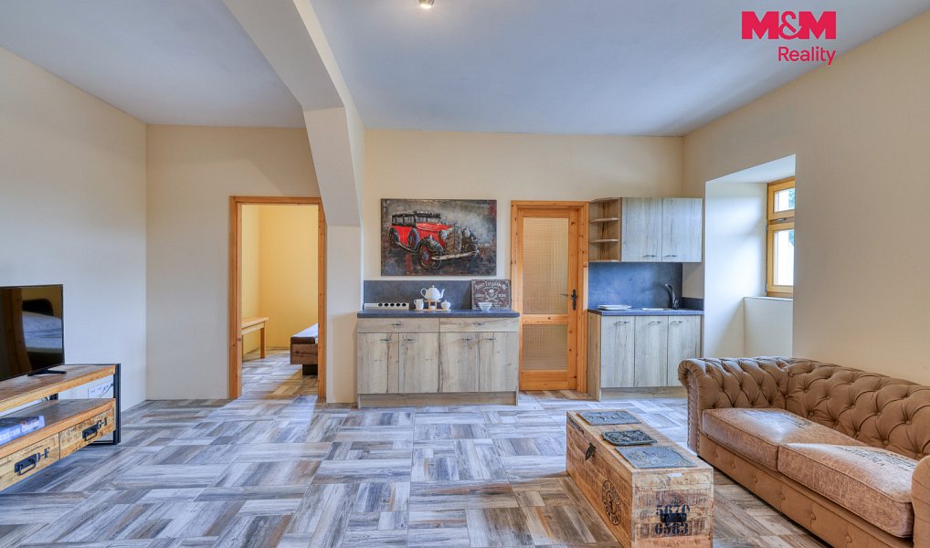 Prodej domu 1 250 m² s pozemkem 2 106 m², Manětín – náhled fotky 24