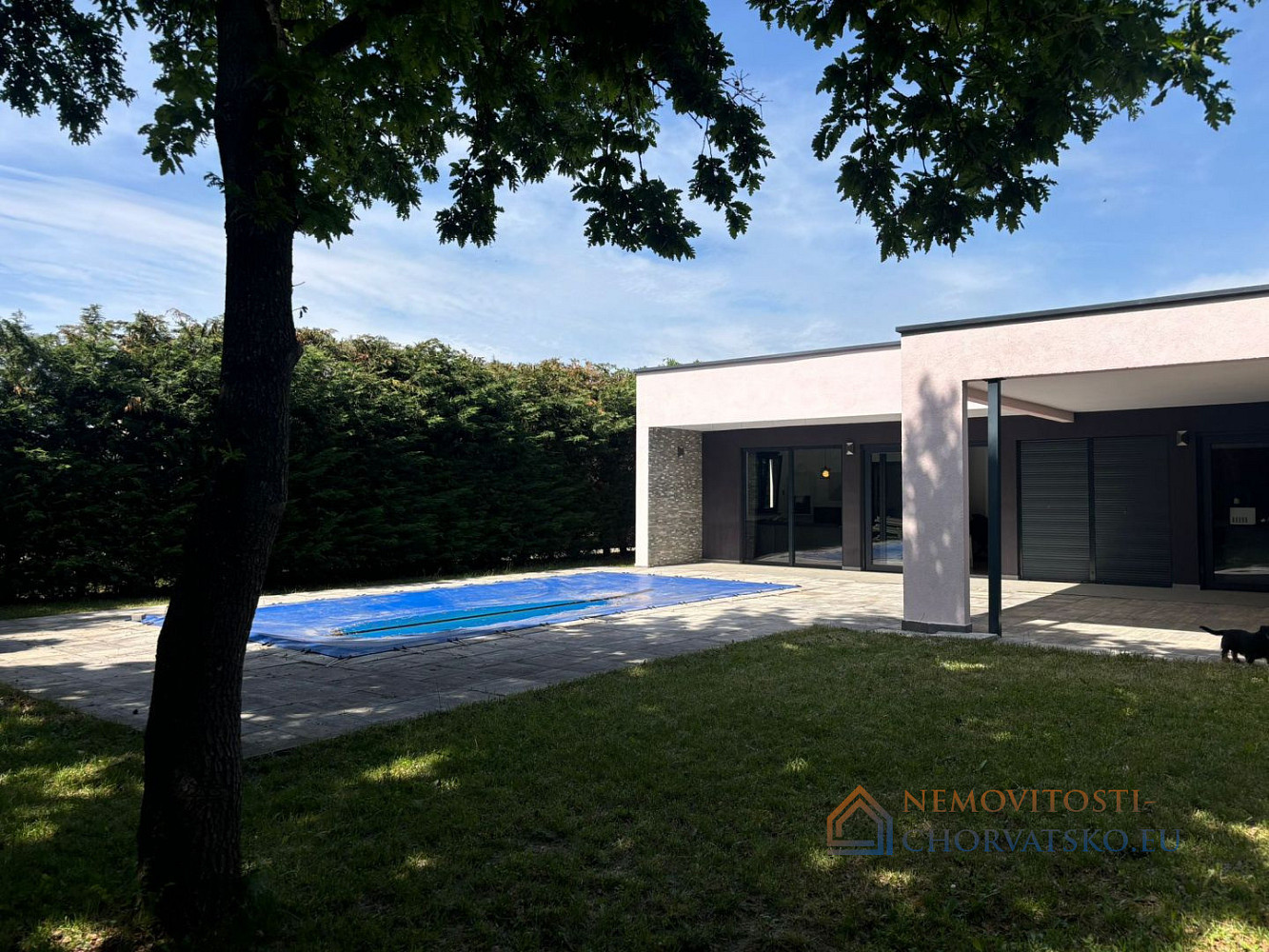 Prodej domu 100 m² s pozemkem 711 m² - Aanzicht 2