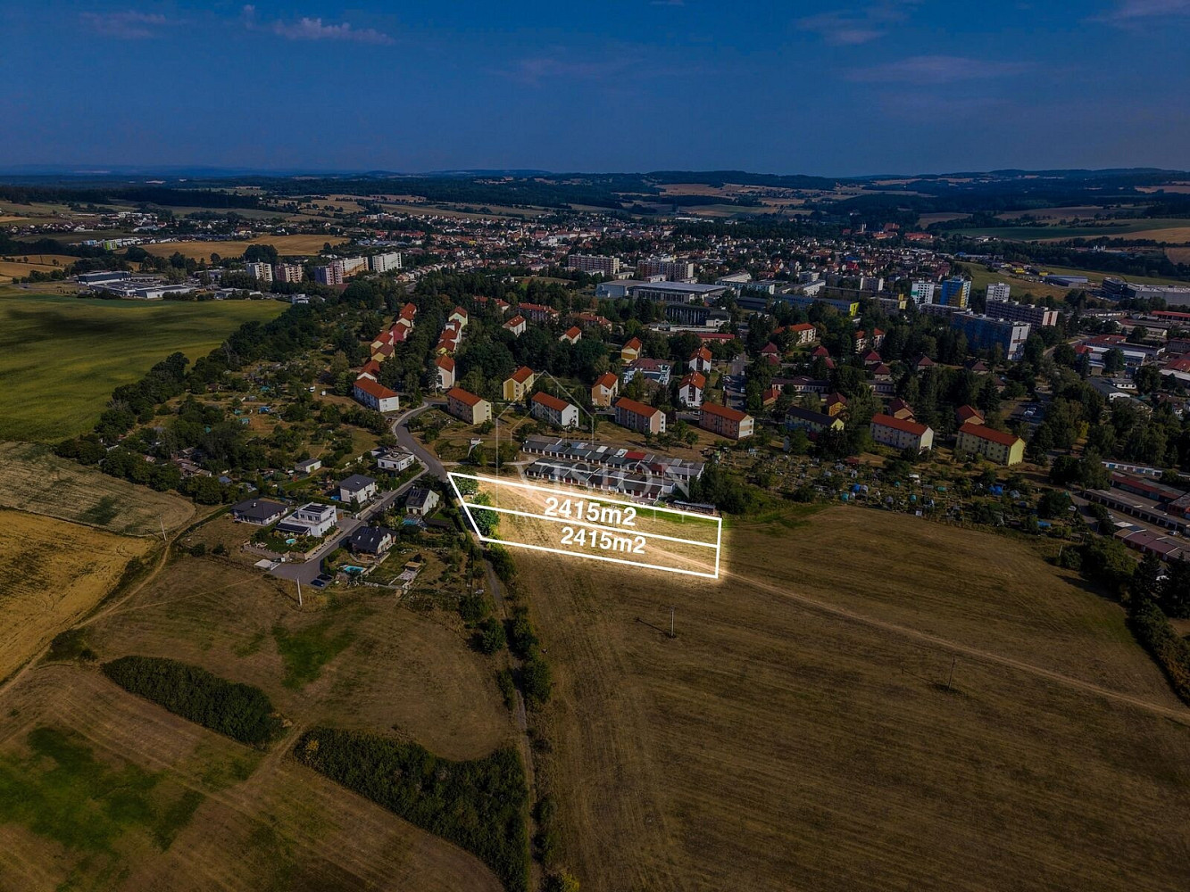 Prodej stavebního pozemku 4 832 m² – fotografie 4