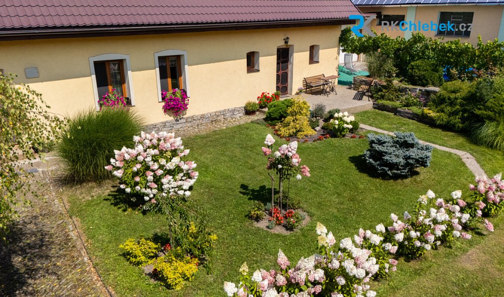 Prodej domu 283 m² s pozemkem 2 549 m², Kozlovice – náhled fotky 11