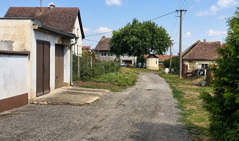 Prodej stavebního pozemku 4 308 m², Dyjákovice – náhled fotky 7