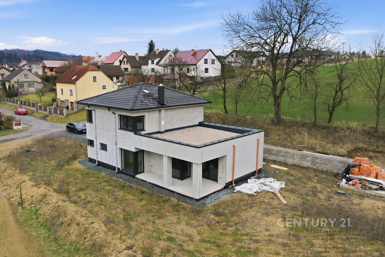 Prodej domu 194 m² s pozemkem 1 483 m² – fotografie 2