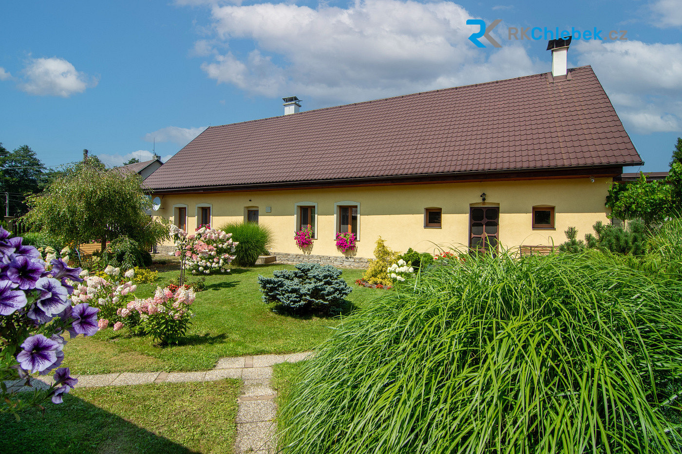 Prodej domu 283 m² s pozemkem 2 549 m² – fotografie 2