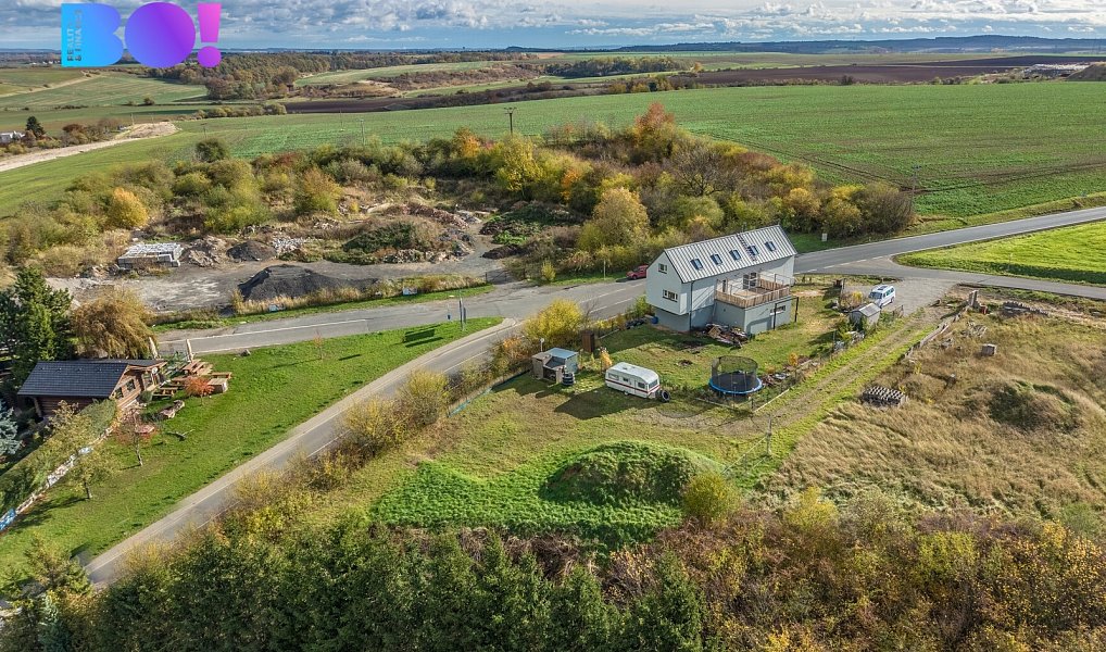 Prodej stavebního pozemku 1 394 m², Radim – náhled fotky 3