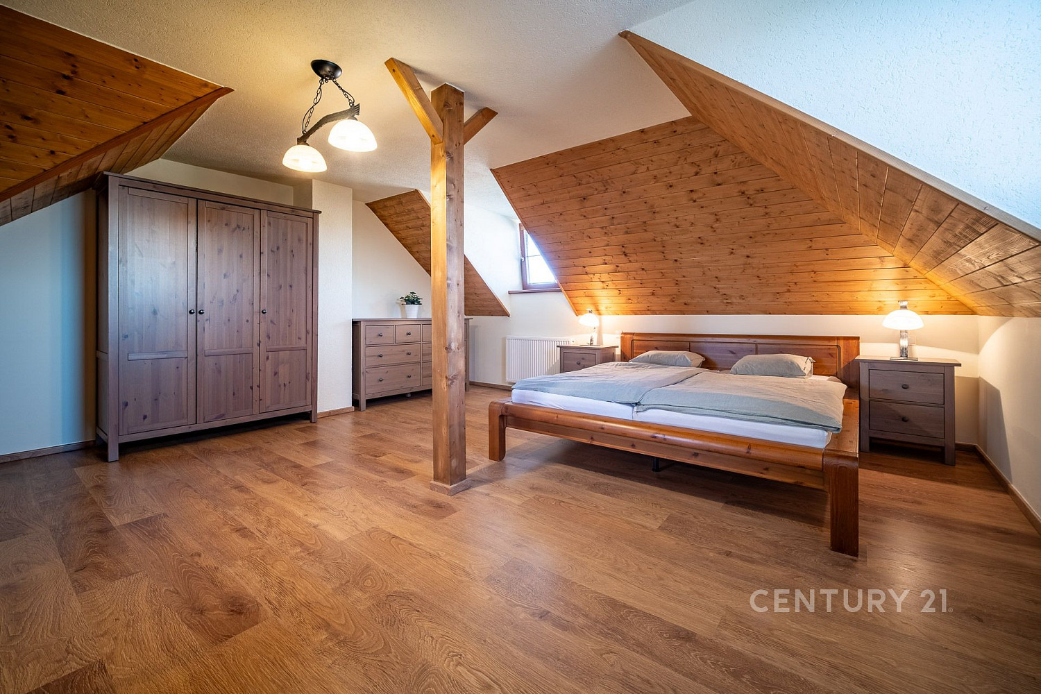 Prodej domu 220 m² s pozemkem 242 m² – fotografie 5