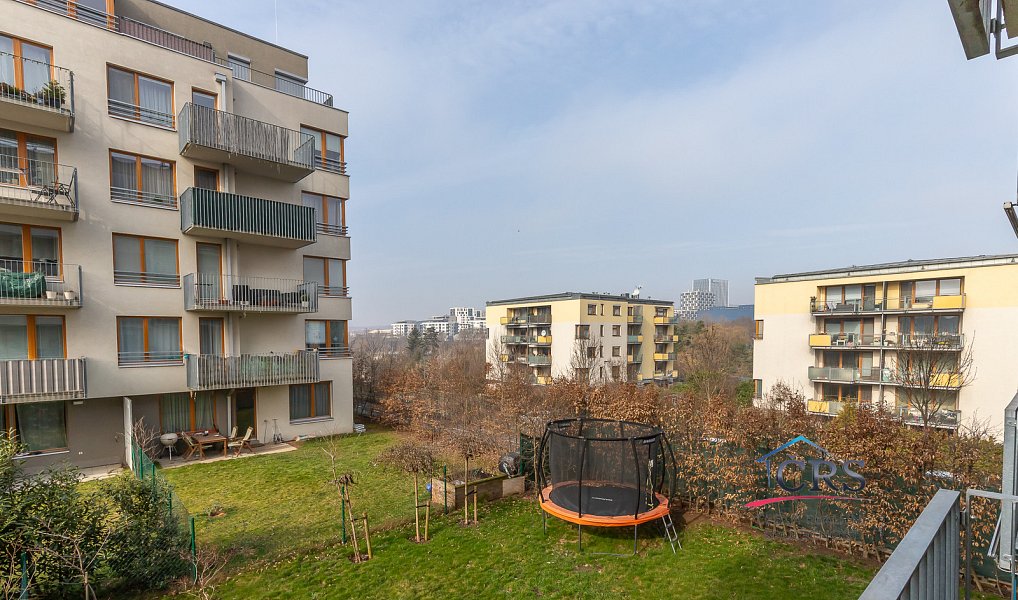 Prodej bytu 1+kk 32 m², Praha – náhled fotky 13