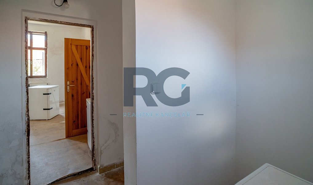 Prodej domu 330 m² s pozemkem 4 047 m², Záhoří – náhled fotky 21