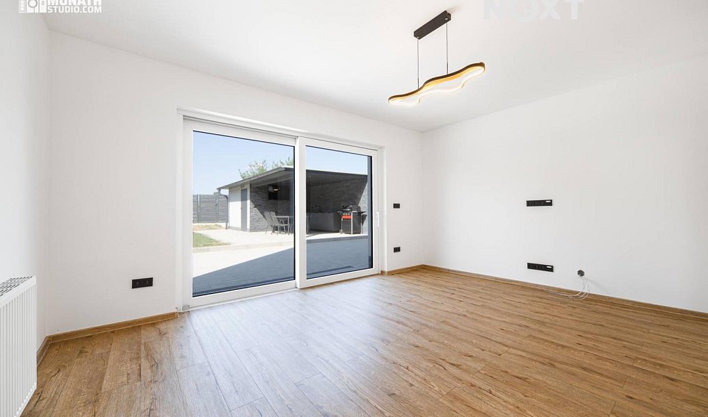 Prodej domu 255 m² s pozemkem 541 m², Velatice – náhled fotky 8