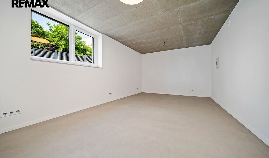 Prodej domu 167 m² s pozemkem 830 m², Šumice – náhled fotky 17
