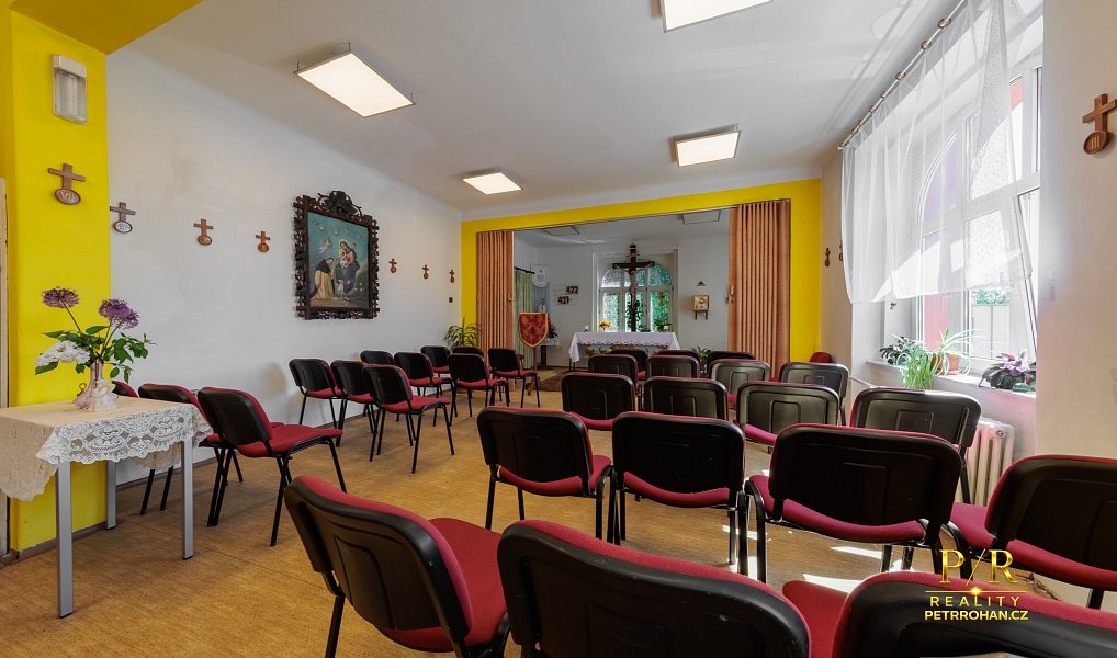 Prodej komerčního objektu (jiného typu) 650 m², Chodov – náhled fotky 3