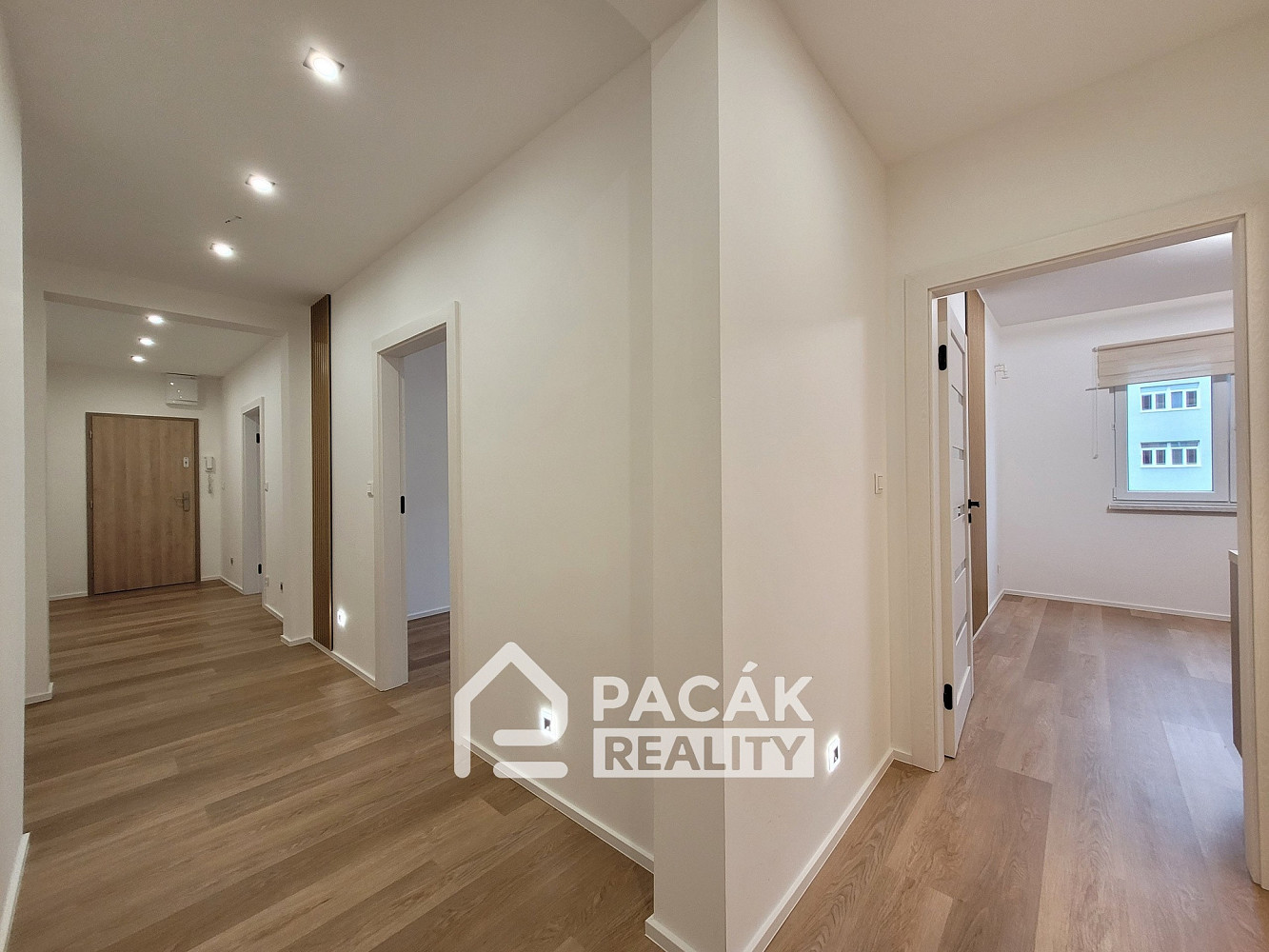 Prodej bytu 3+1 63 m² – fotografie 3