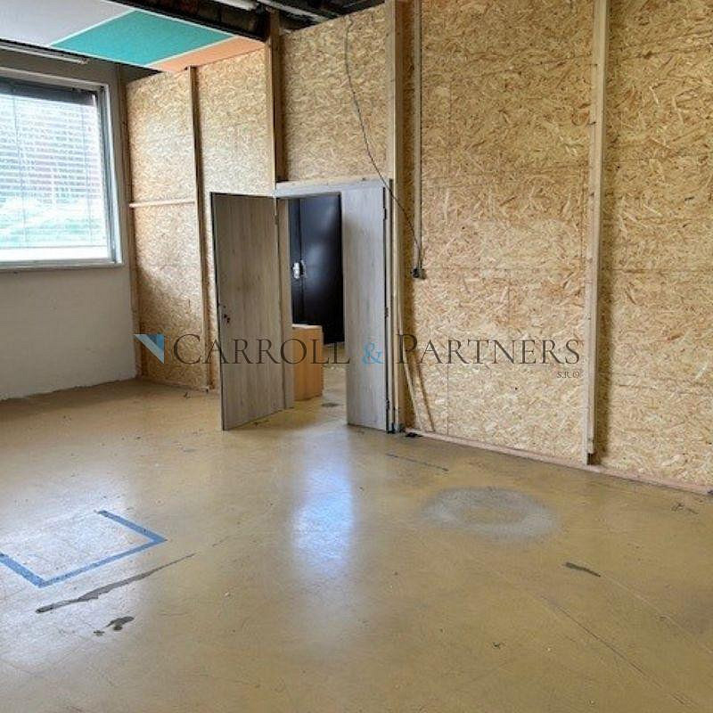 Pronájem skladovacích prostor 70 m² – fotografie 3