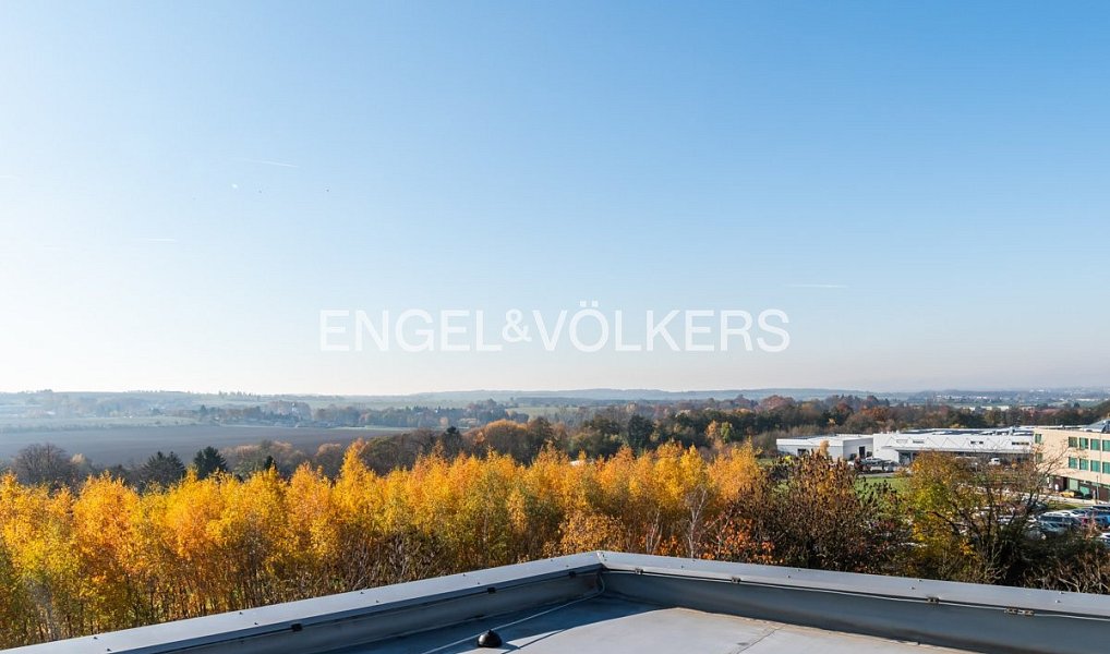 Pronájem kanceláře 147 m², Modletice – náhled fotky 3