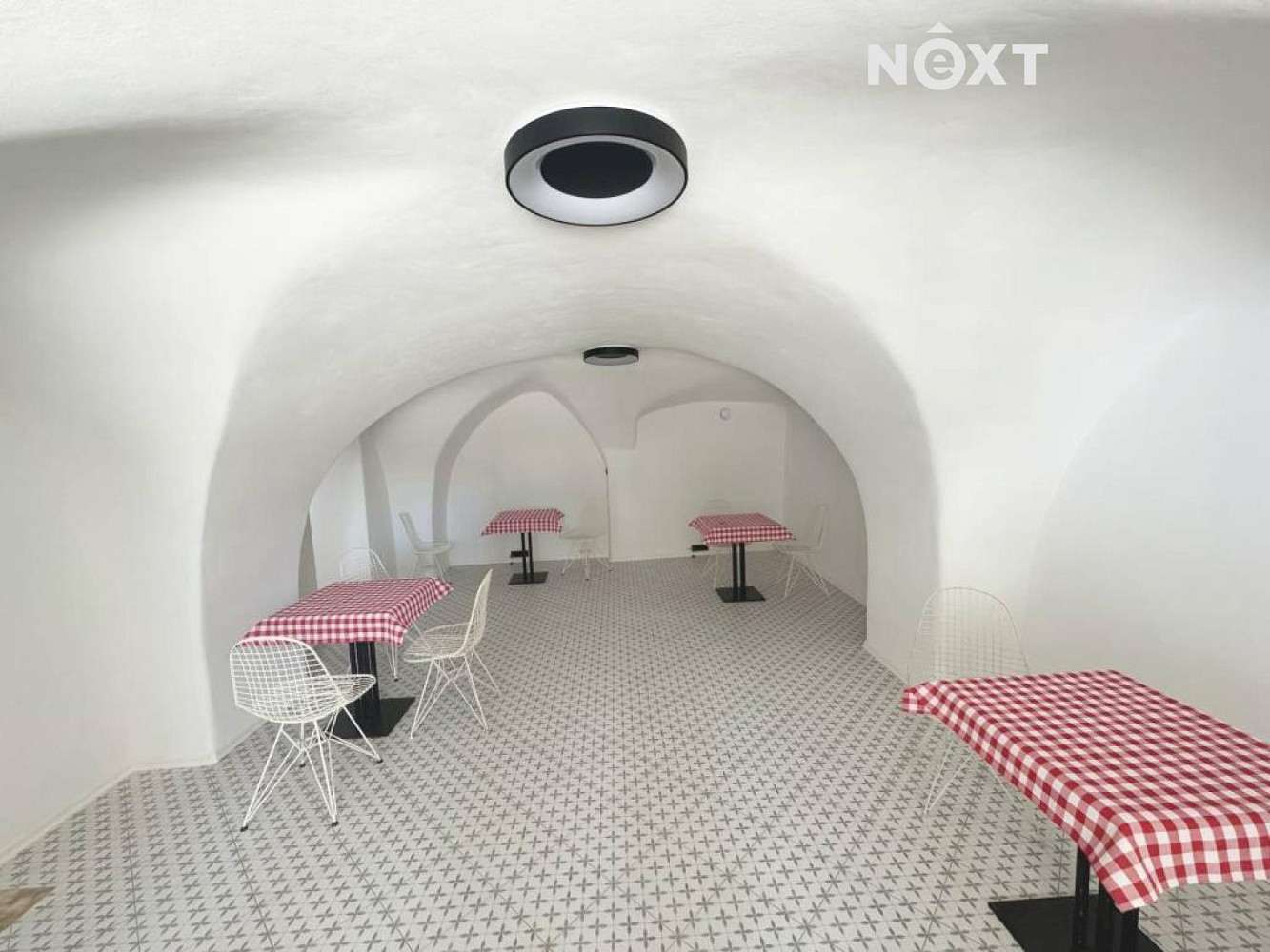 Pronájem obchodních prostor 87 m² — photo 2
