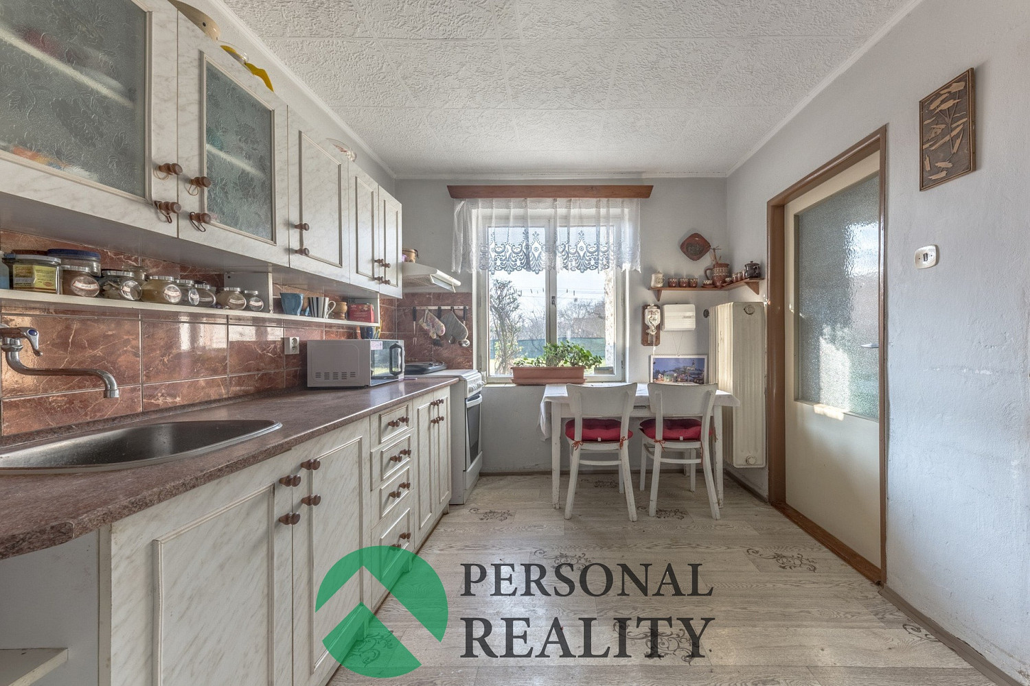 Prodej domu 143 m² s pozemkem 501 m² – fotografie 2
