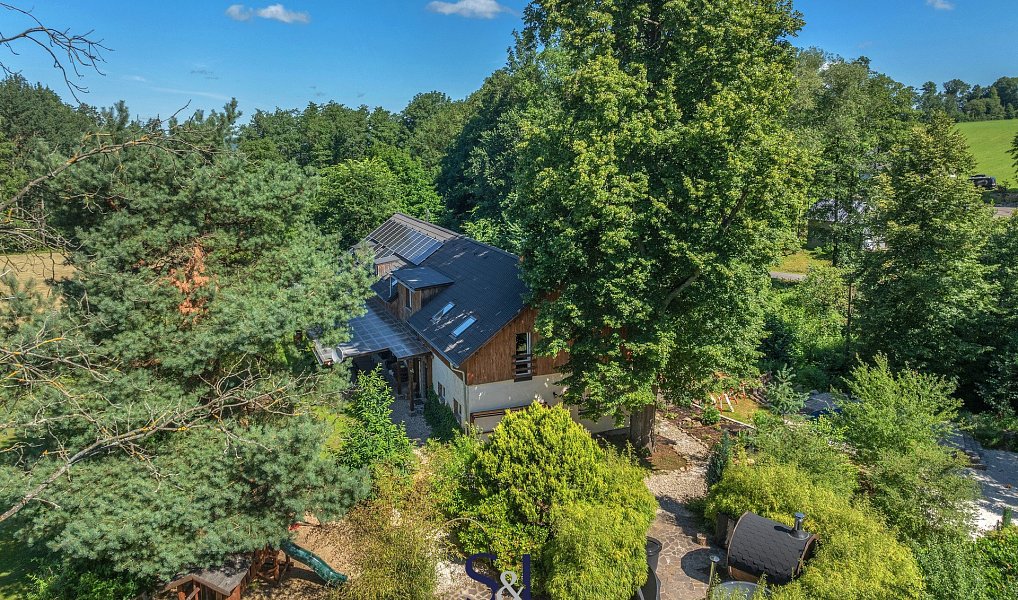 Prodej ubytovacího objektu 470 m², Heřmanice – náhled fotky 28