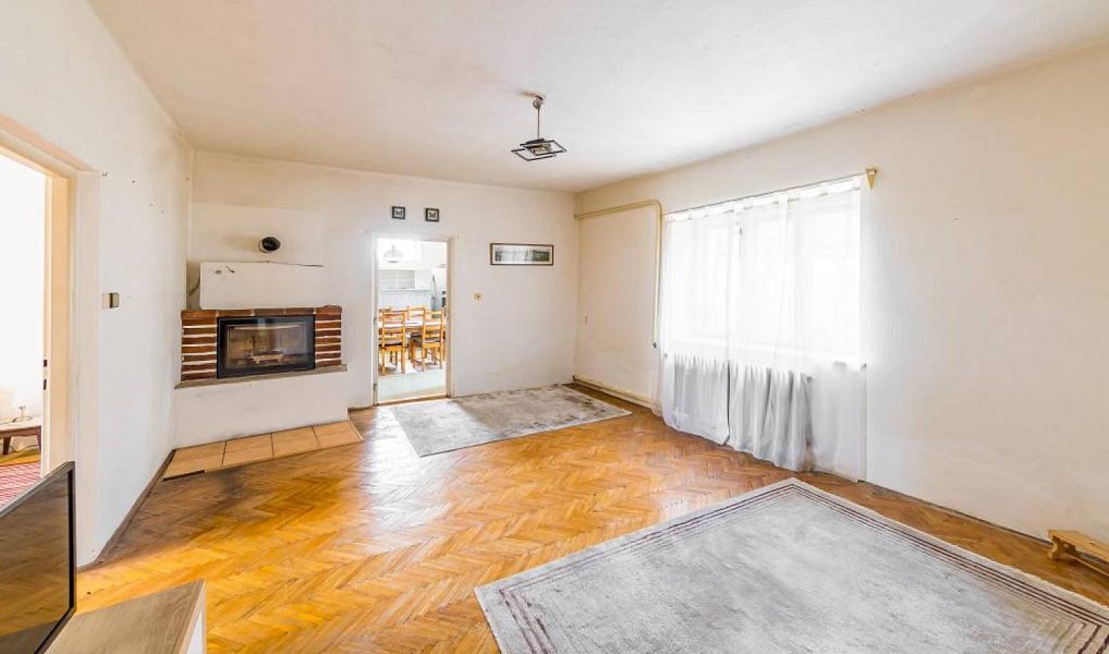 Prodej domu 160 m² s pozemkem 931 m², Slavonice – náhled fotky 9