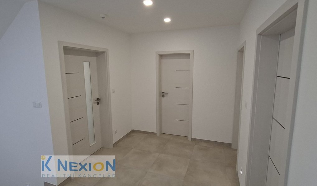 Prodej domu 156 m² s pozemkem 1 288 m², Rebešovice – náhled fotky 3