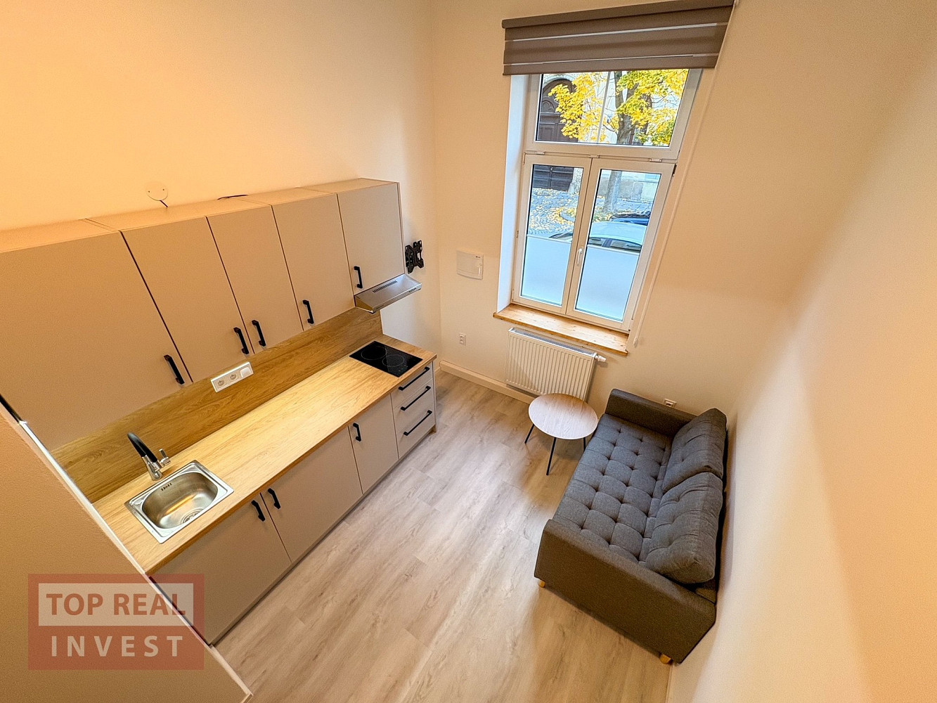 Pronájem bytu 1+kk 15 m² – pohled 6
