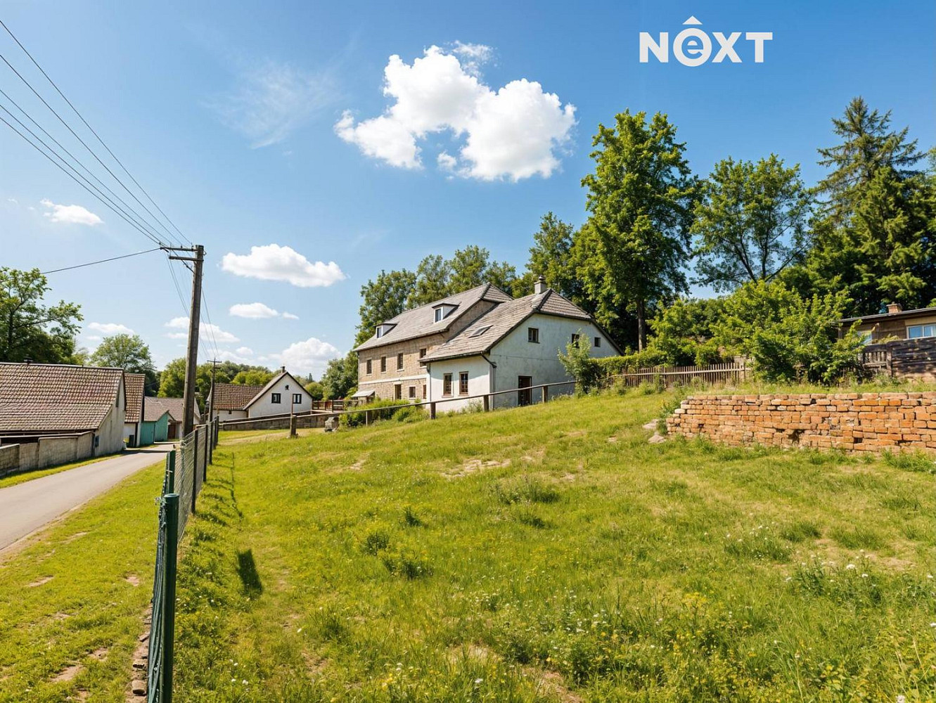 Prodej stavebního pozemku 366 m² – fotografie 2