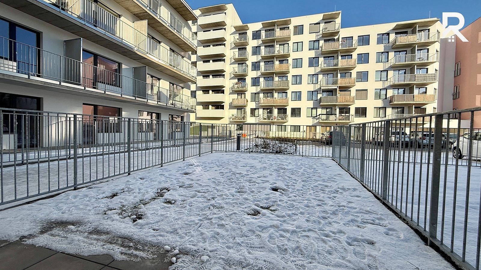 Pronájem bytu 1+kk 27 m² – další