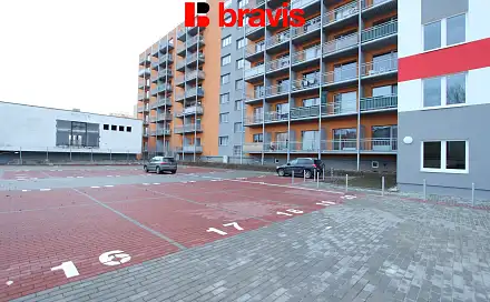 Pronájem vyhrazeného parkovacího stání č.44 ve vnitrobloku, ulice Božetěchova, Brno- Královo Pole, Božetěchova, Brno - Královo Pole