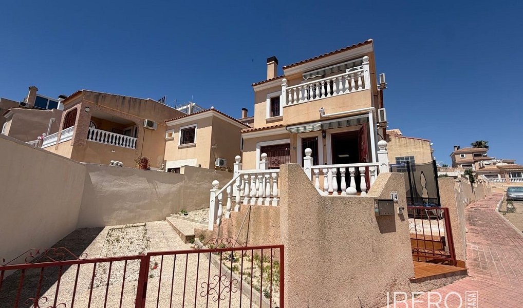 Prodej rodinného domu, 85 m², Villamartin