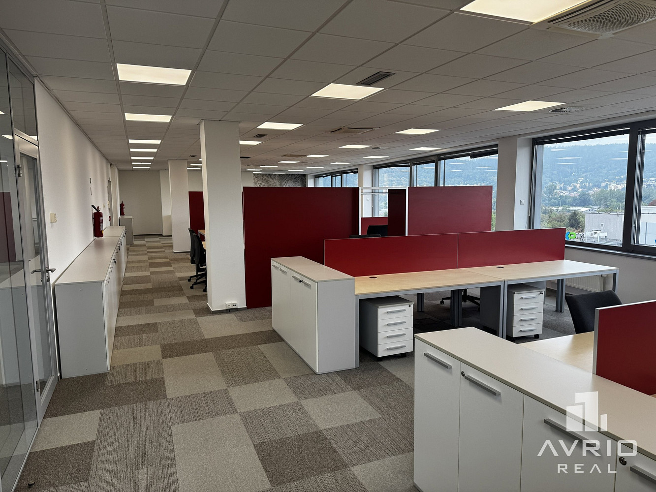 Pronájem kanceláře 532 m² – fotografie 5