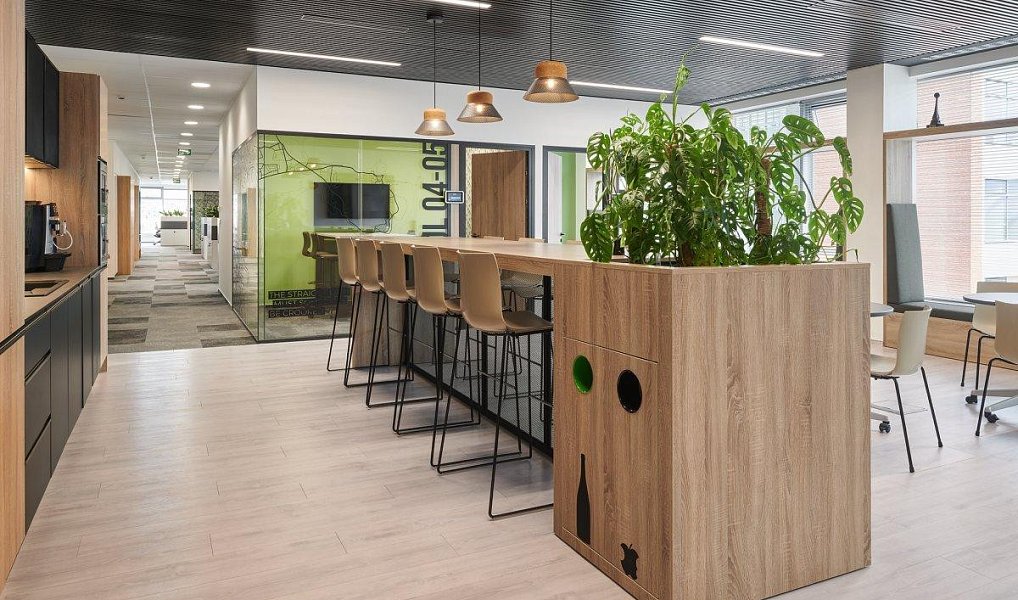 Pronájem kanceláře 454 m², Praha – náhled fotky 6