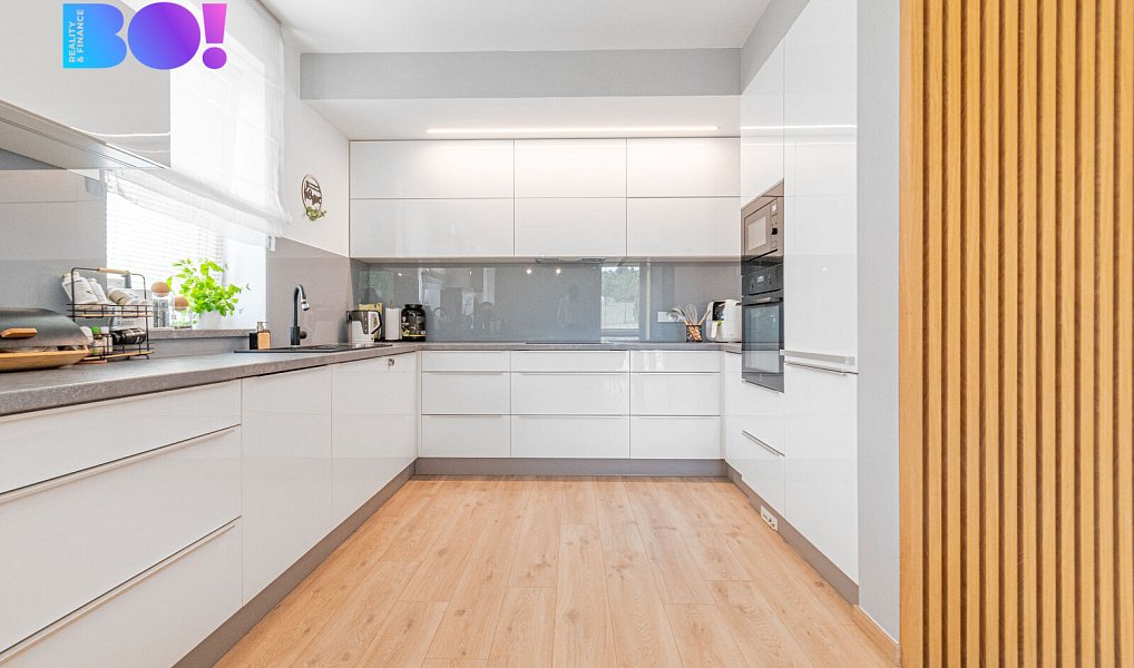 Prodej domu 206 m² s pozemkem 2 730 m², Uherské Hradiště – náhled fotky 2