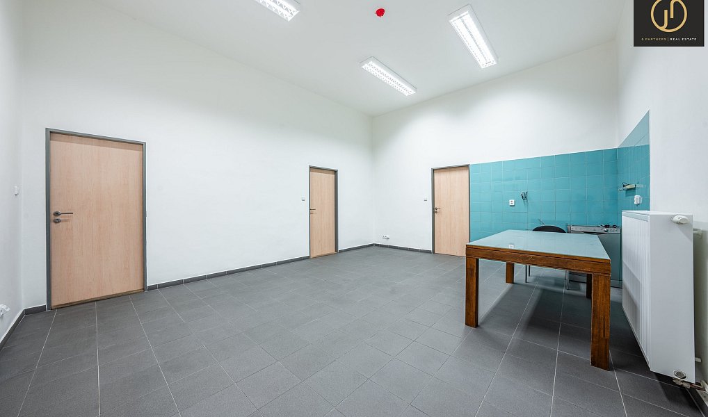 Prodej kanceláře 851 m², Kladno – náhled fotky 9