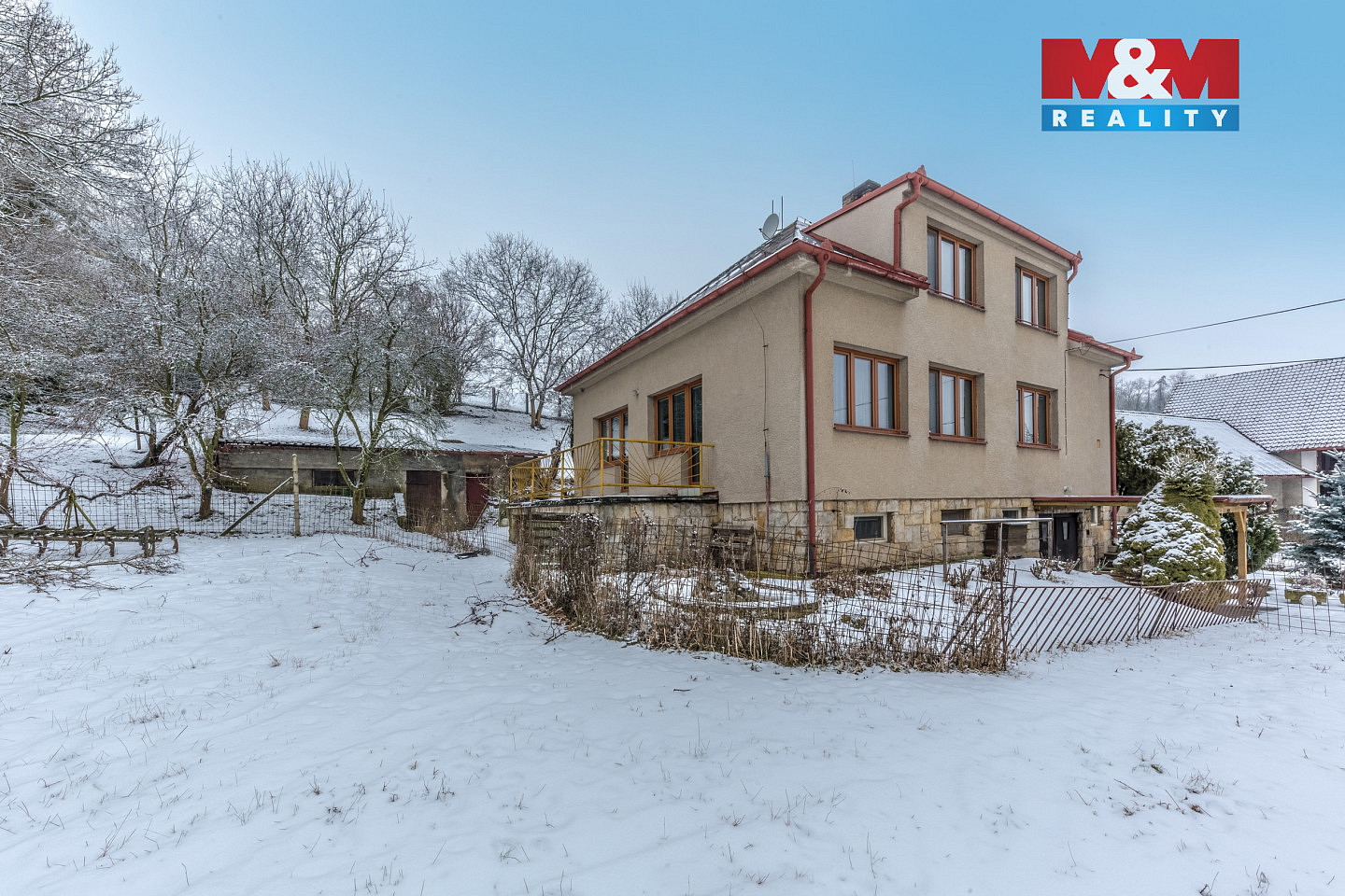 Prodej domu 330 m² s pozemkem 2 674 m² — photo 2