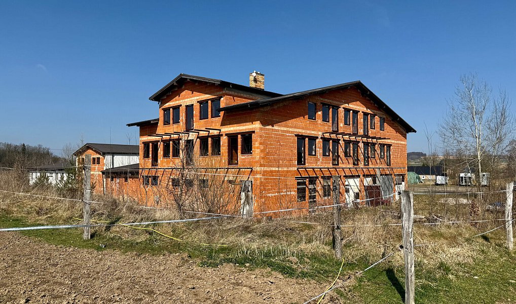 Prodej zemědělského objektu 1 300 m², Spálené Poříčí – náhled fotky 5