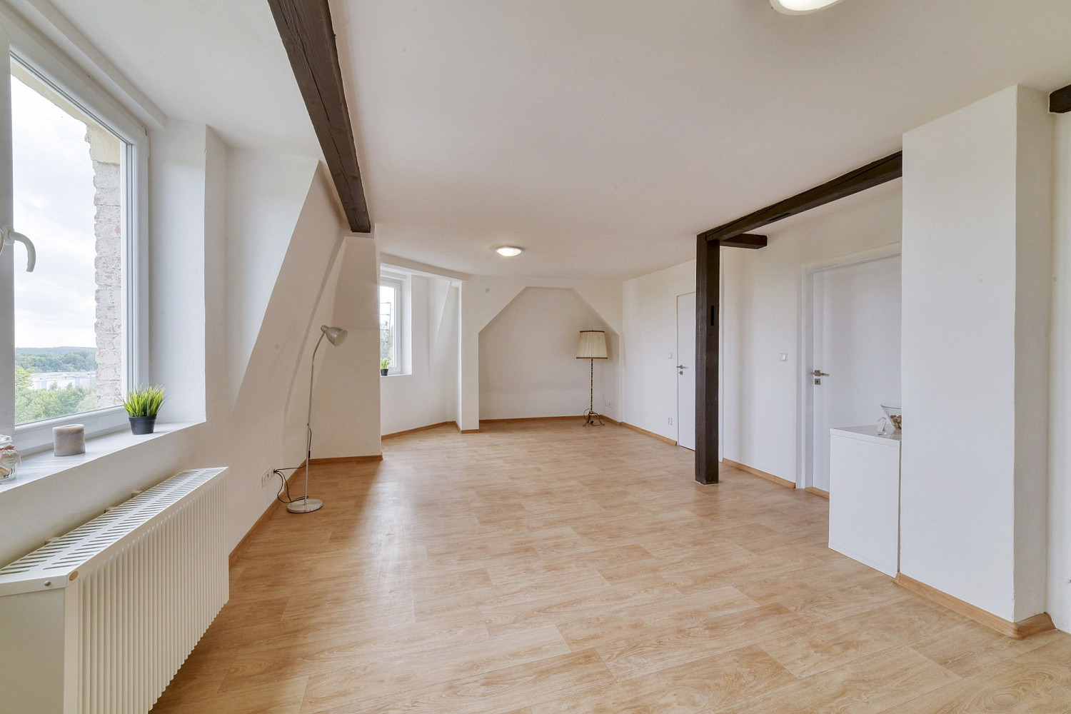 Pronájem bytu 2+kk 45 m² – fotografie 2