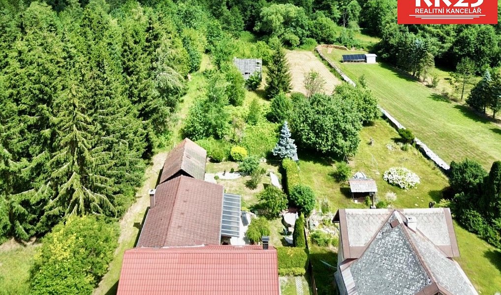 Prodej zahrady 1 072 m², Valy – náhled fotky 17