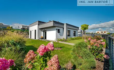 Pronájem domu 115 m² s pozemkem 626 m², Podkarpatská, Jihlava - Horní Kosov