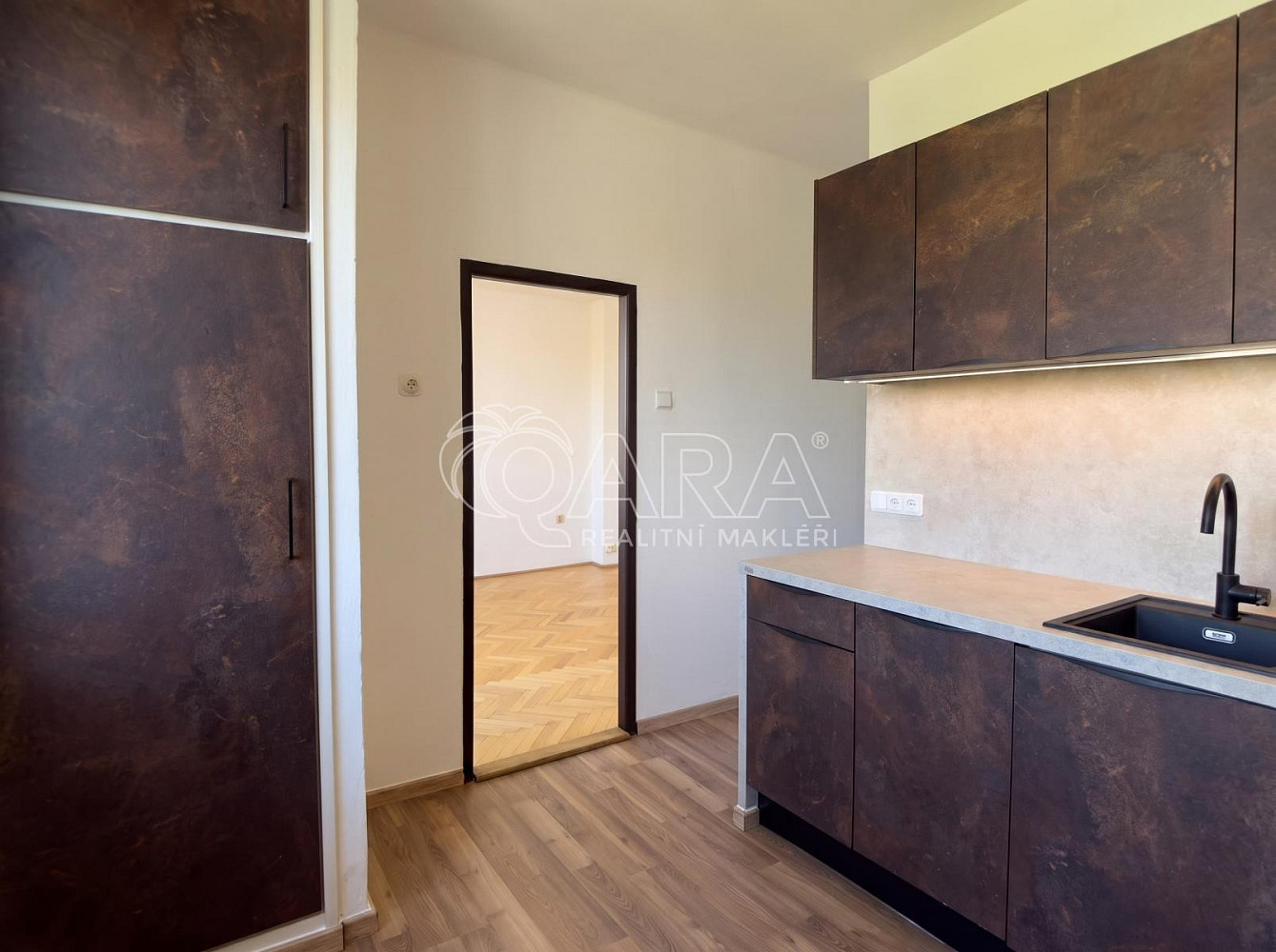 Pronájem bytu 2+1 53 m² — photo 3