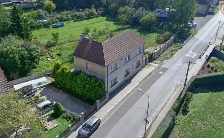 Prodej domu 253 m² s pozemkem 288 m², V. B. Třebízského, Klobuky, okres Kladno