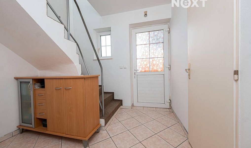 Prodej domu 160 m² s pozemkem 917 m², Horní Jelení – náhled fotky 13