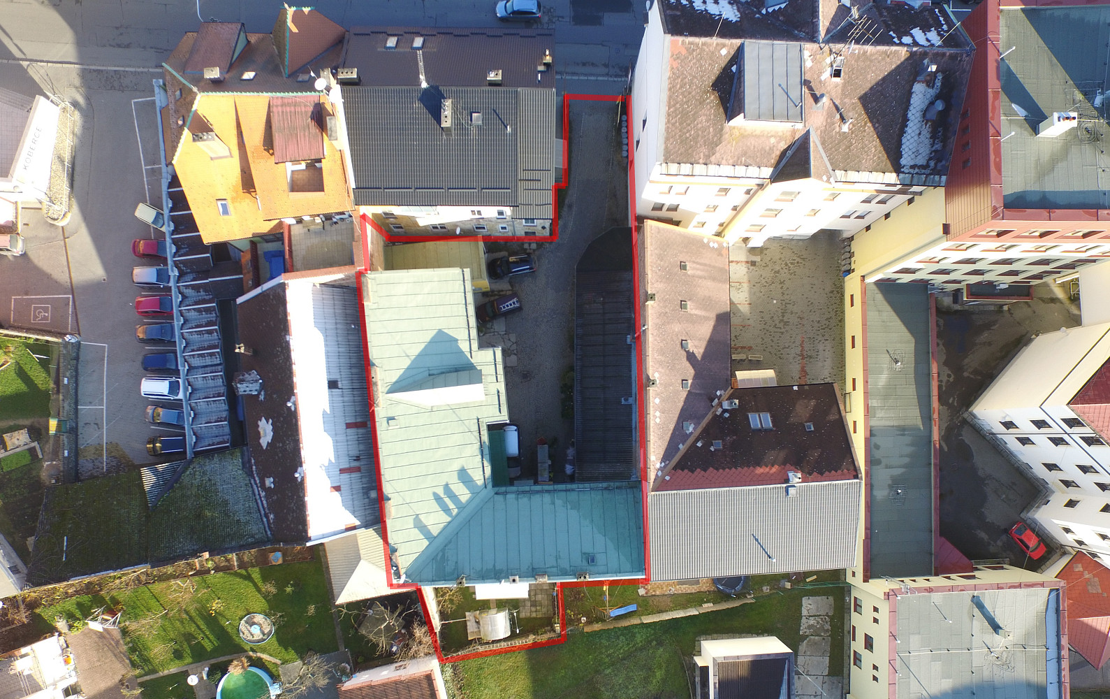 Prodej nájemního domu, činžáku 500 m² — photo 2
